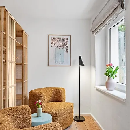 Gemuetliches Nordic Nest Henriette 1