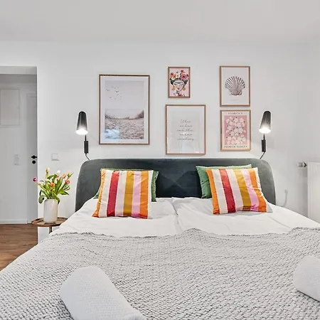 Gemuetliches Nordic Nest Henriette 1